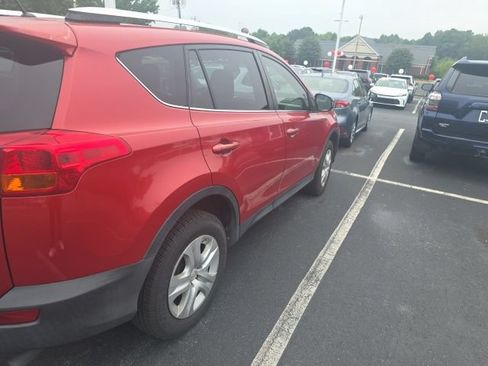 Used 2013 Toyota RAV4 LE FWD image 15
