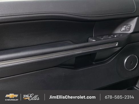 Used 2021 Ford Expedition XLT image 23