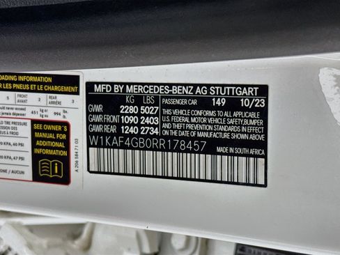 Used 2024 Mercedes-Benz C 300 Sedan image 37