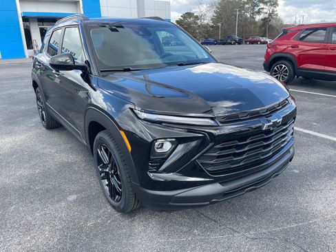 New 2026 Chevrolet TrailBlazer LT w/ Convenience Package FWD image 3