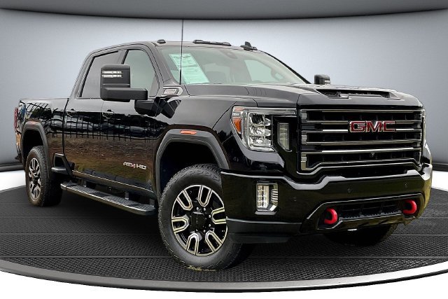 Used 2020 GMC Sierra 2500 AT4 w/ AT4 Premium Package AWD/4WD image 3