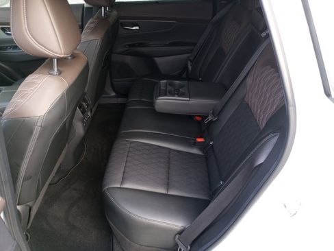 Used 2025 Nissan Murano Platinum w/ Cargo Package image 13