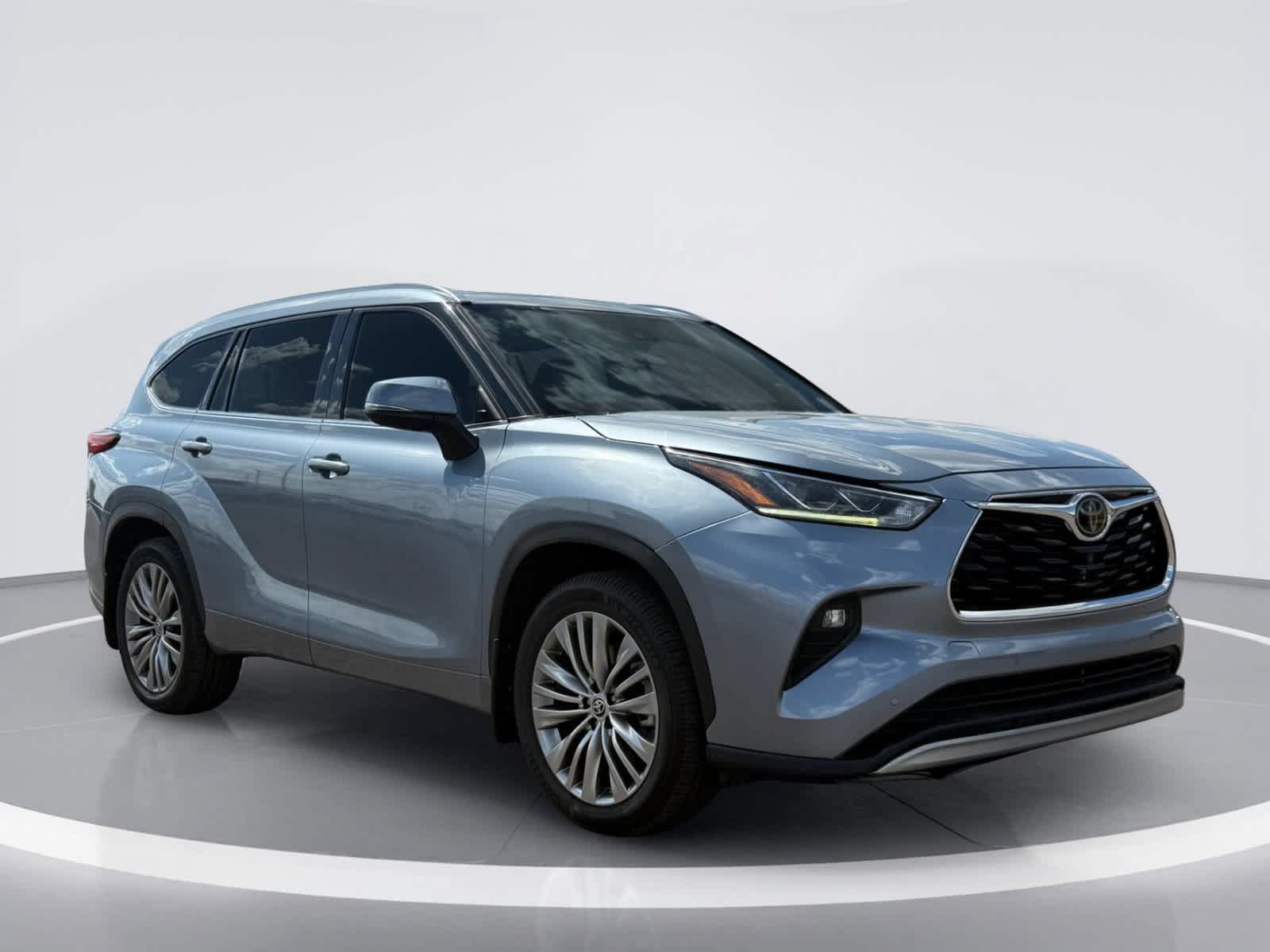 Used 2021 Toyota Highlander Platinum AWD/4WD image 10