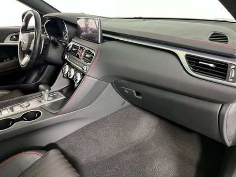 Used 2023 Genesis G70 2.0T w/ Sport Prestige Package image 32