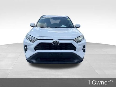 Used 2021 Toyota RAV4 XLE FWD image 2