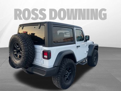 Used 2025 Jeep Wrangler Sport image 4