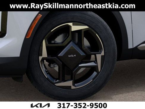 New 2026 Kia Sportage EX w/ EX Panorama Roof Package image 9