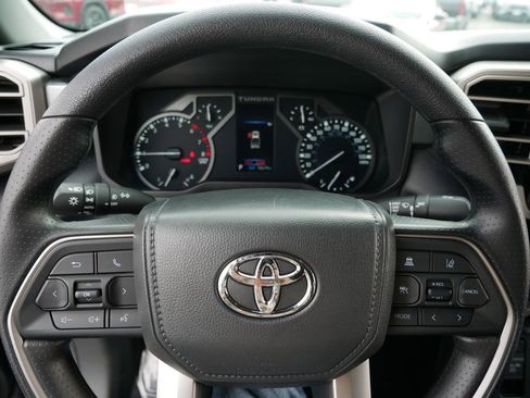 Used 2025 Toyota Tundra SR5 AWD/4WD image 25