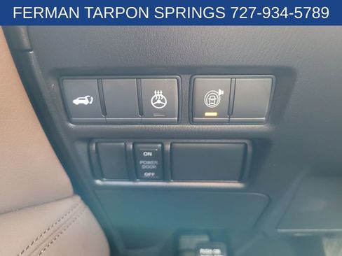 Used 2024 Nissan Armada Platinum w/ Captain's Chairs Package image 27