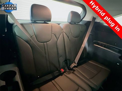 Certified 2025 Kia Sorento EX image 28
