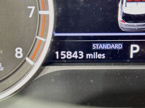 Used 2023 Nissan Rogue SV FWD image 19