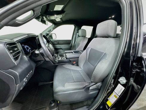 Used 2025 Toyota Tundra SR AWD/4WD image 18