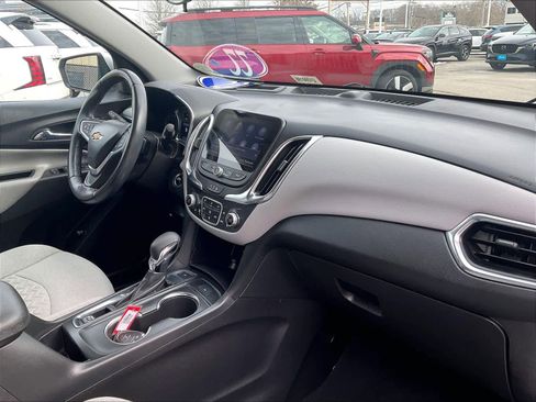 Used 2022 Chevrolet Equinox LT image 14