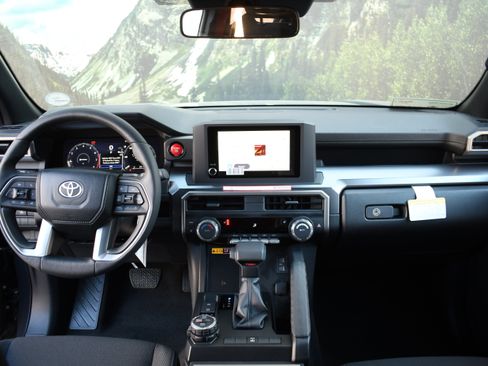 New 2026 Toyota 4Runner TRD Off-Road image 9