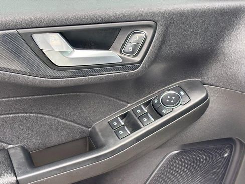 Used 2024 Ford Escape ST-Line w/ Tech Pack #1 FWD image 18