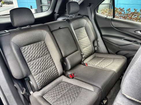 Used 2020 Chevrolet Equinox LT w/ Driver Convenience Package image 27