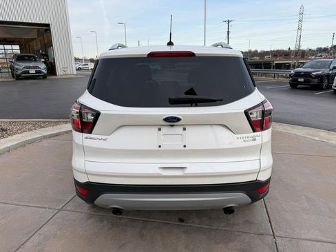 Used 2017 Ford Escape Titanium image 9