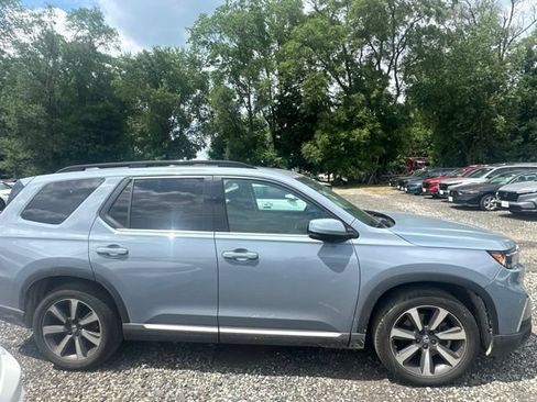 Used 2023 Honda Pilot Elite image 9