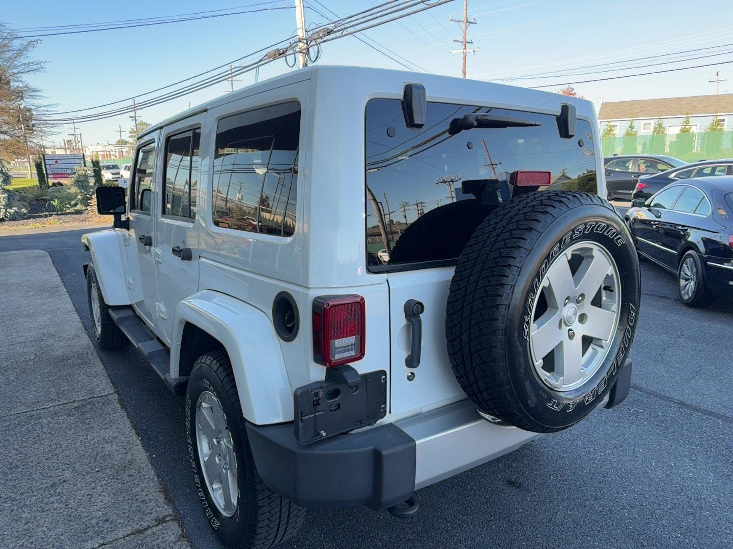 Used 2012 Jeep Wrangler Unlimited Sahara w/ Connectivity Group AWD/4WD image 5