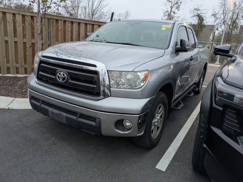 Used 2013 Toyota Tundra 2WD Double Cab w/ SR5 Pkg image 4