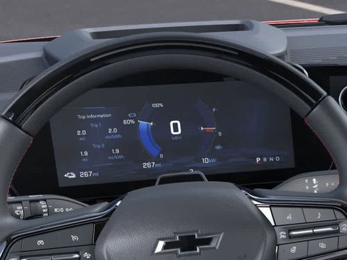 New 2025 Chevrolet Equinox EV RS image 18