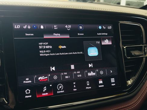 Used 2021 Dodge Durango SRT Hellcat w/ Premium Interior Group AWD/4WD image 72