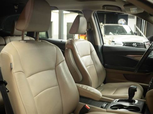 Used 2019 Honda Pilot EX-L image 16