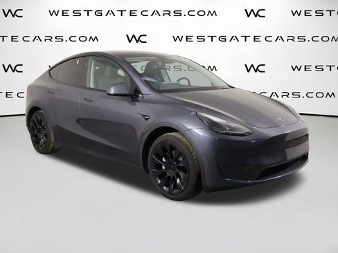 Used 2023 Tesla Model Y 2WD image 47