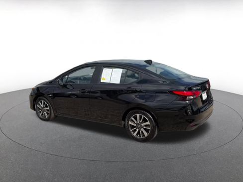 Used 2025 Nissan Versa SV FWD image 8