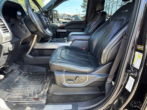 Used 2017 Ford F250 Platinum w/ Platinum Ultimate Package image 15
