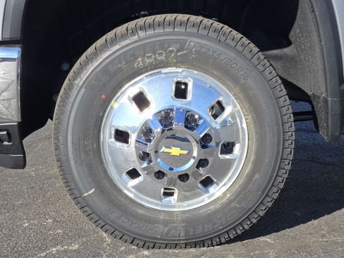 New 2026 Chevrolet Silverado 3500 LTZ w/ LTZ Texas Edition image 9