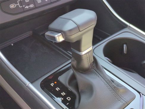 New 2026 Kia Carnival EX image 15