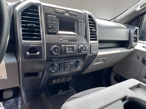 Used 2015 Ford F150 XLT RWD image 14