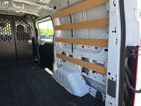 Used 2025 Ford Transit 250 Low Roof w/ Exterior Upgrade Package RWD image 17