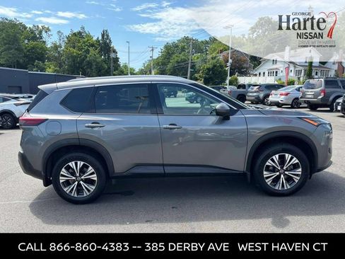 Used 2021 Nissan Rogue SV w/ Premium Package AWD/4WD image 6