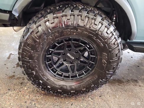 Used 2022 Ford Bronco Badlands AWD/4WD image 7
