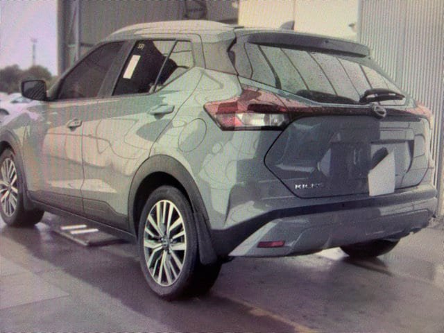 Certified 2024 Nissan Kicks SV FWD image 8