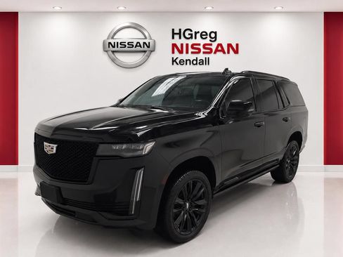 Used 2022 Cadillac Escalade Sport Platinum AWD/4WD image 3
