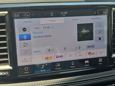 New 2026 Chrysler Pacifica Select image 10