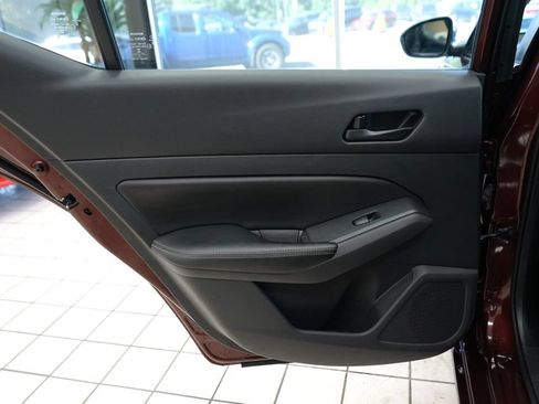 Used 2024 Nissan Altima 2.5 SV FWD image 43