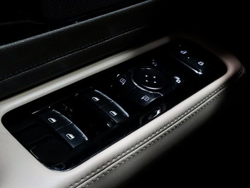 Used 2021 Lincoln Aviator Reserve w/ Elements Package Plus image 29