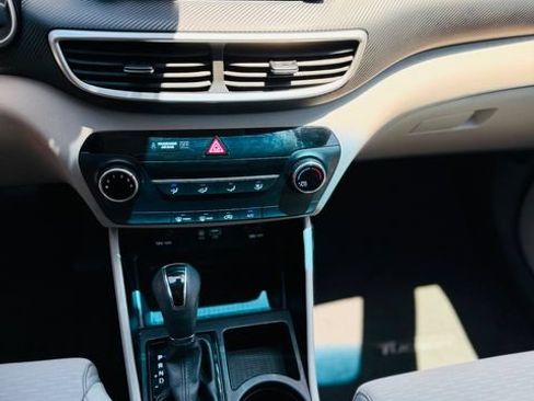 Used 2019 Hyundai Tucson SE w/ Cargo Package FWD image 26