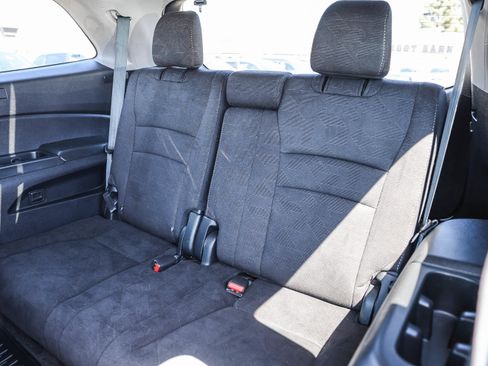 Used 2020 Honda Pilot EX image 8