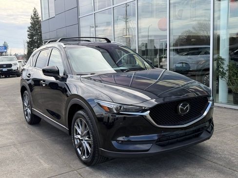 Used 2019 MAZDA CX-5 Signature image 2