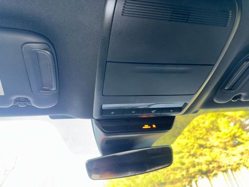 Used 2019 MAZDA MAZDA3 AWD Hatchback w/ Preferred Pkg image 47