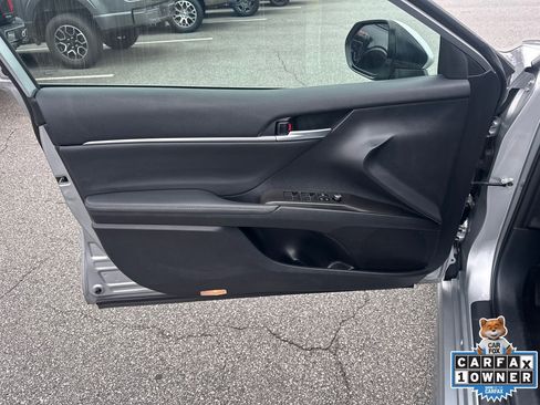 Used 2024 Toyota Camry XSE image 10