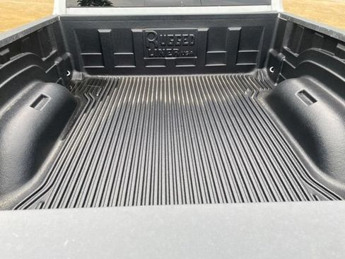 Used 2022 RAM 2500 Tradesman AWD/4WD image 10