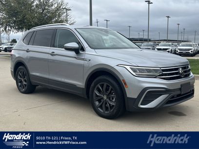 Certified 2022 Volkswagen Tiguan SE w/ Panoramic Sunroof Package