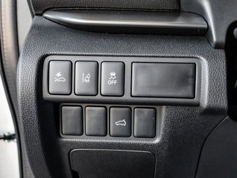 New 2025 Mitsubishi Eclipse Cross Black Edition image 16