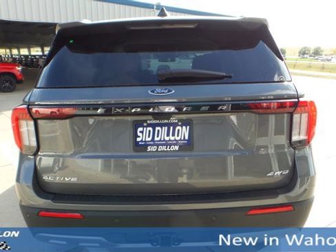 New 2025 Ford Explorer Active w/ Active Comfort Package image 24